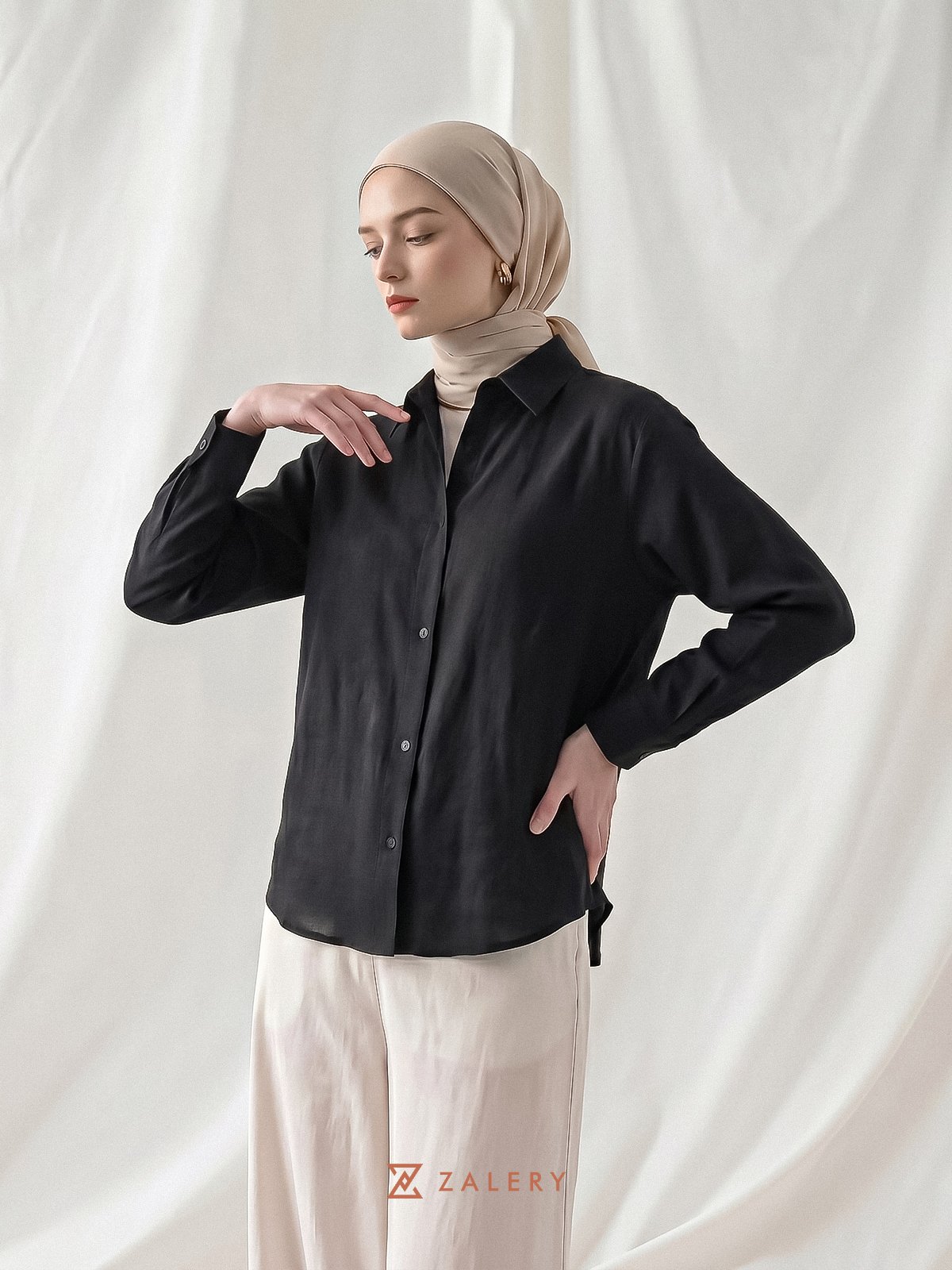 Kemeja Oversize Wanita Bahan Katun Premium Adem Hypoallergenic - Zalery Ease Series Natural Cotton
